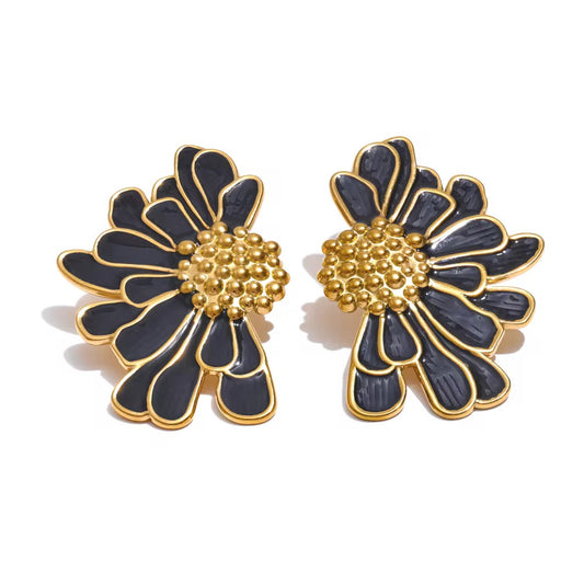 Exquisite enamel beautiful flower stud black gold earrings